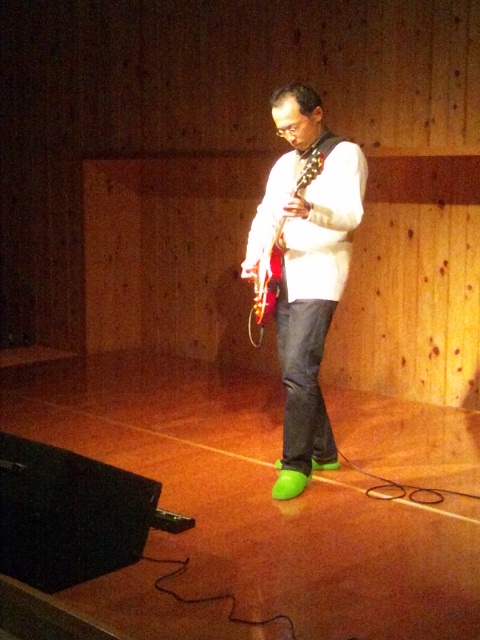 エレキ登場…(^o^)